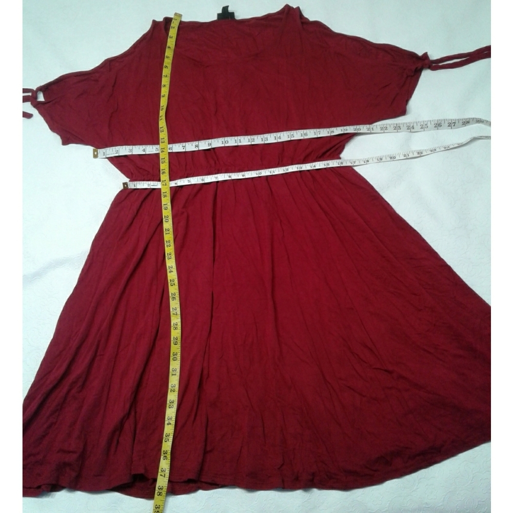Torrid Women's burgundy Dress plus size 1 - Picture 2 of 7